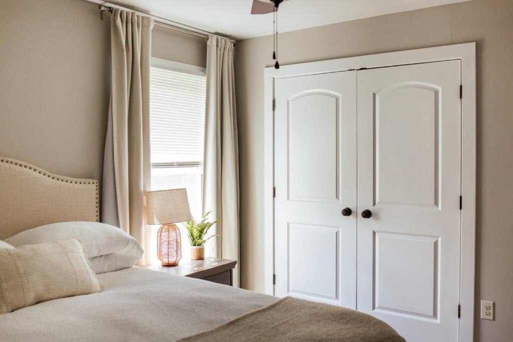 Meet Me In I Beautiful 4-bdrm House I 1 Mile To Dt And Mins To Uga Hébergement de vacances Athens