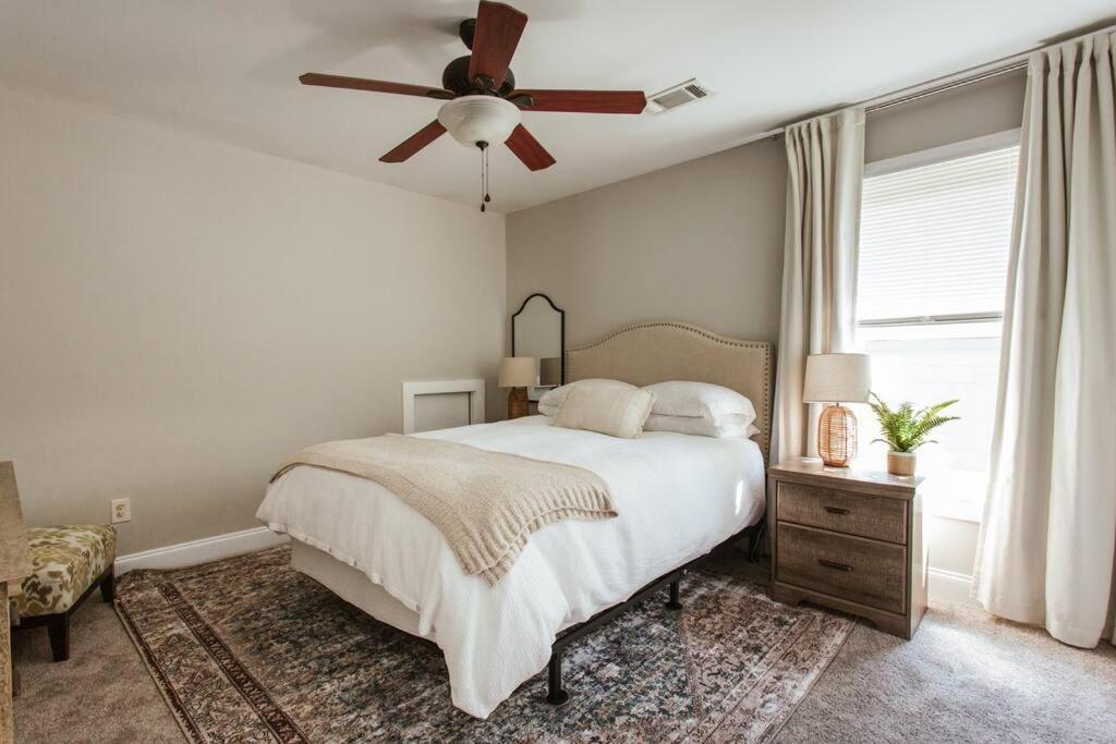 Meet Me In I Beautiful 4-bdrm House I 1 Mile To Dt And Mins To Uga Hébergement de vacances Athens