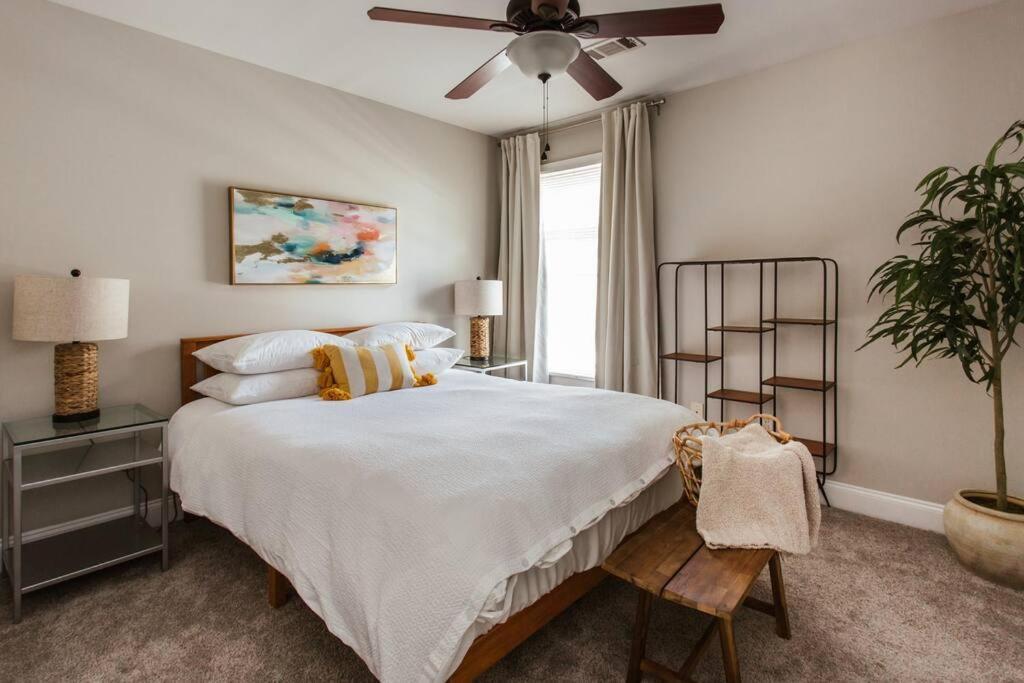 Meet Me In I Beautiful 4-bdrm House I 1 Mile To Dt And Mins To Uga Hébergement de vacances *
