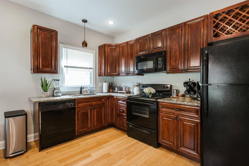 Hébergement de vacances Meet Me In I Beautiful 4-bdrm House I 1 Mile To Dt And Mins To Uga Athens
