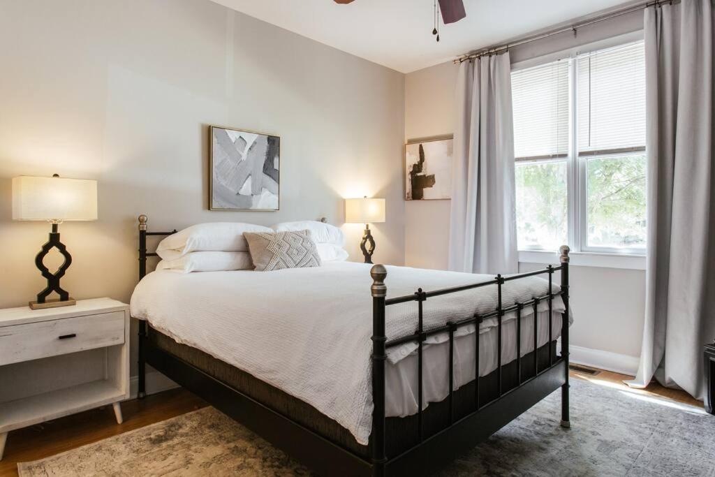 Hébergement de vacances Meet Me In I Beautiful 4-bdrm House I 1 Mile To Dt And Mins To Uga