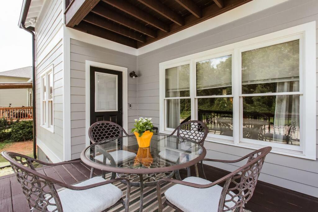 Hébergement de vacances Meet Me In I Beautiful 4-bdrm House I 1 Mile To Dt And Mins To Uga